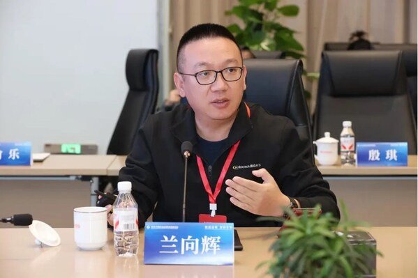 Simon Lan, Co-founder of eclicktech